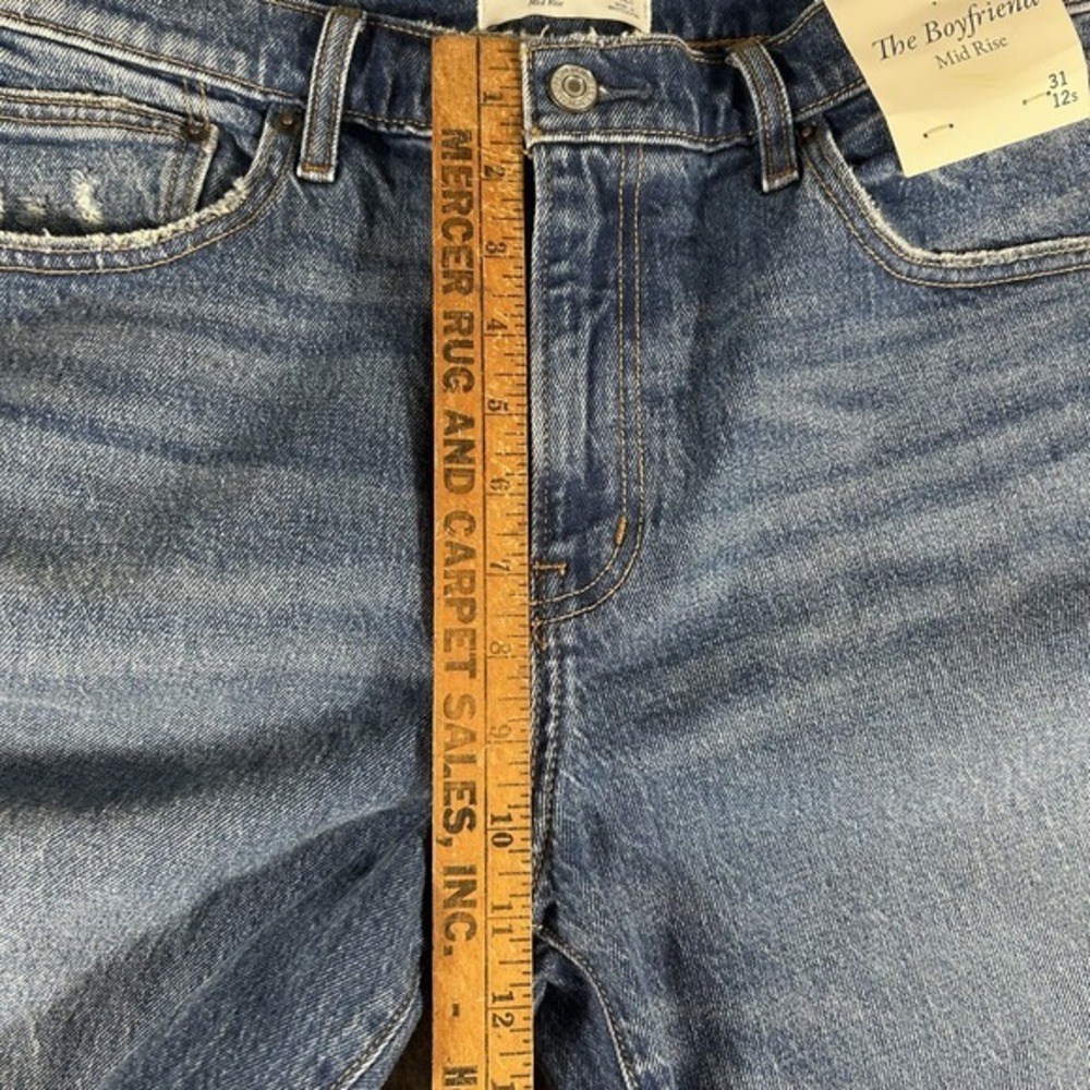 NWT Abercrombie & Fitch Women's Mid Rise Boyfriend Jeans Baggy Distressed 31 12S - Picture 7 of 9